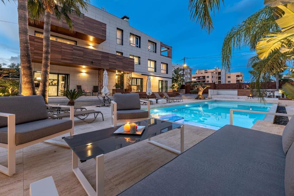 Luxury Casa Con Piscina, Wifi, 150M Dal Mare Apartment Miami Playa Exterior foto