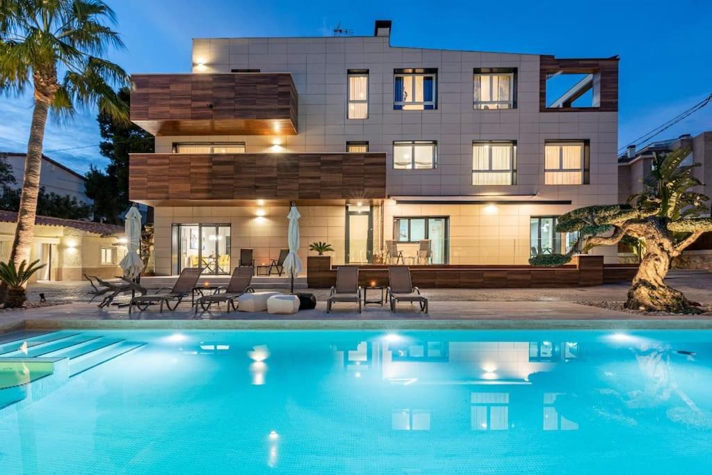Luxury Casa Con Piscina, Wifi, 150M Dal Mare Apartment Miami Playa Exterior foto