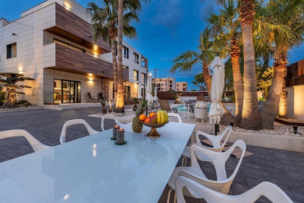 Luxury Casa Con Piscina, Wifi, 150M Dal Mare Apartment Miami Playa Exterior foto